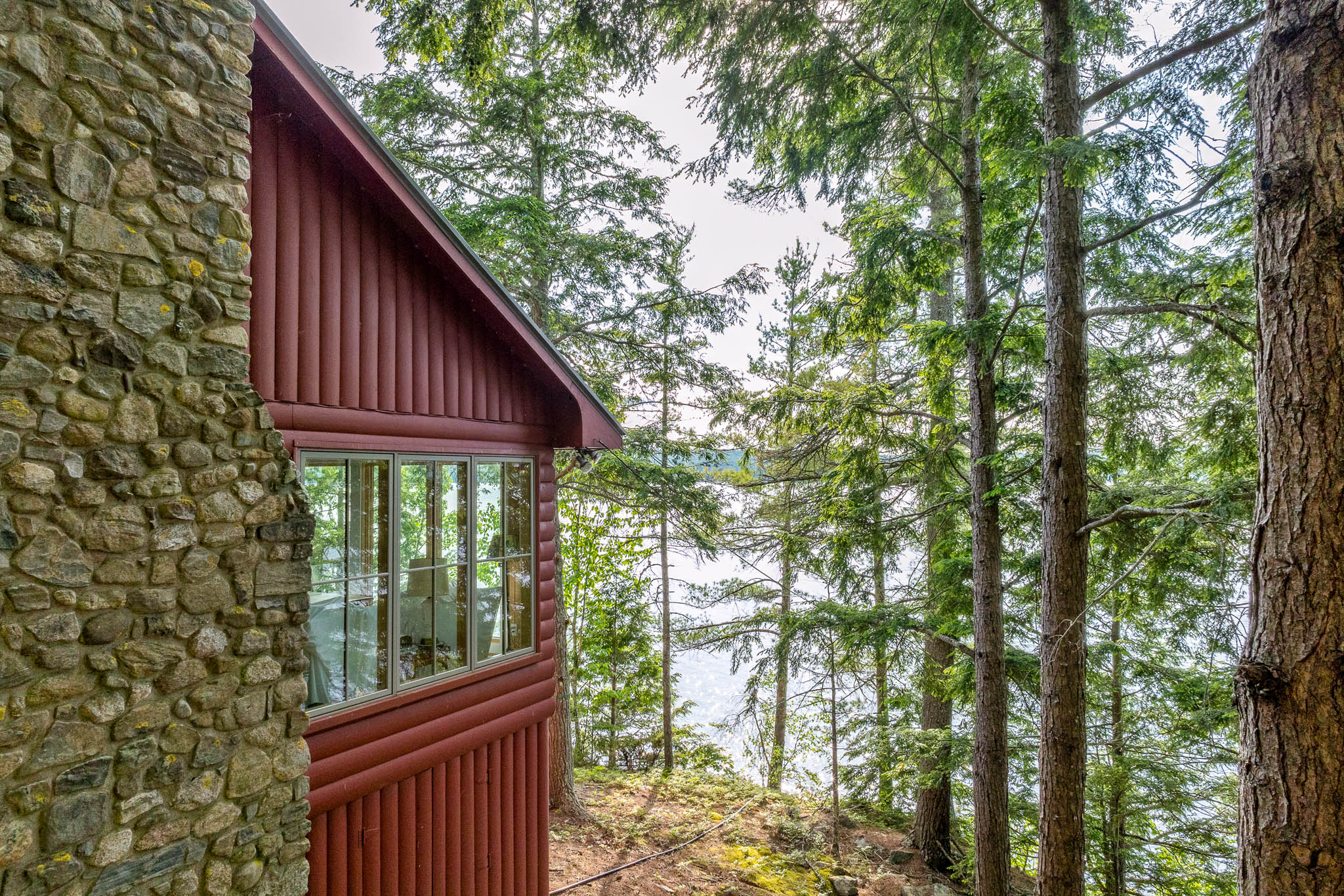 Damariscotta Lake, Jefferson, ME renovation by Phelps Architects.